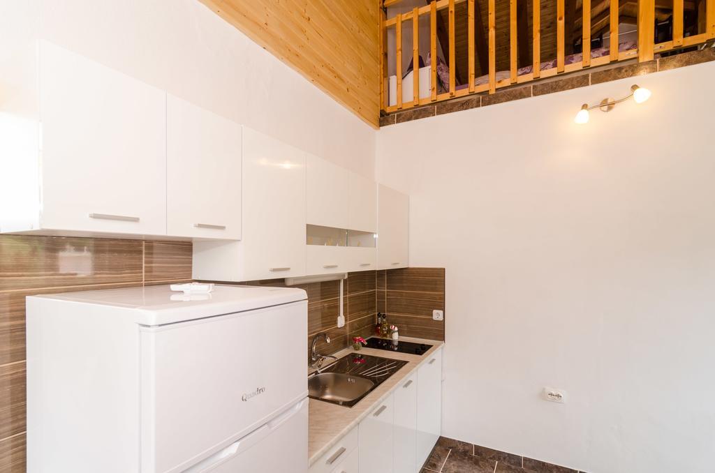 Apartments Leviana Saplunara Exterior photo